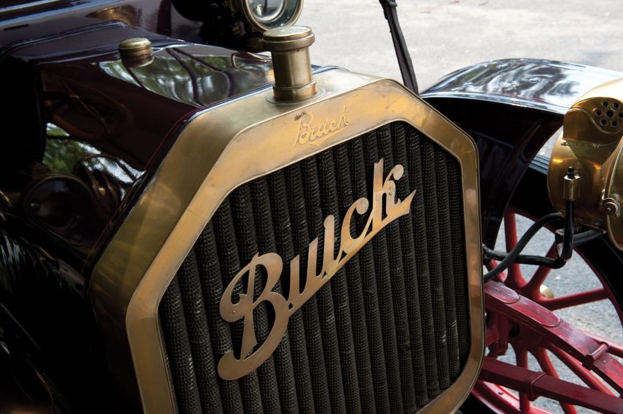  Buick Model F 5-Passenger Touring 1909 года  (фото 2 из 4)